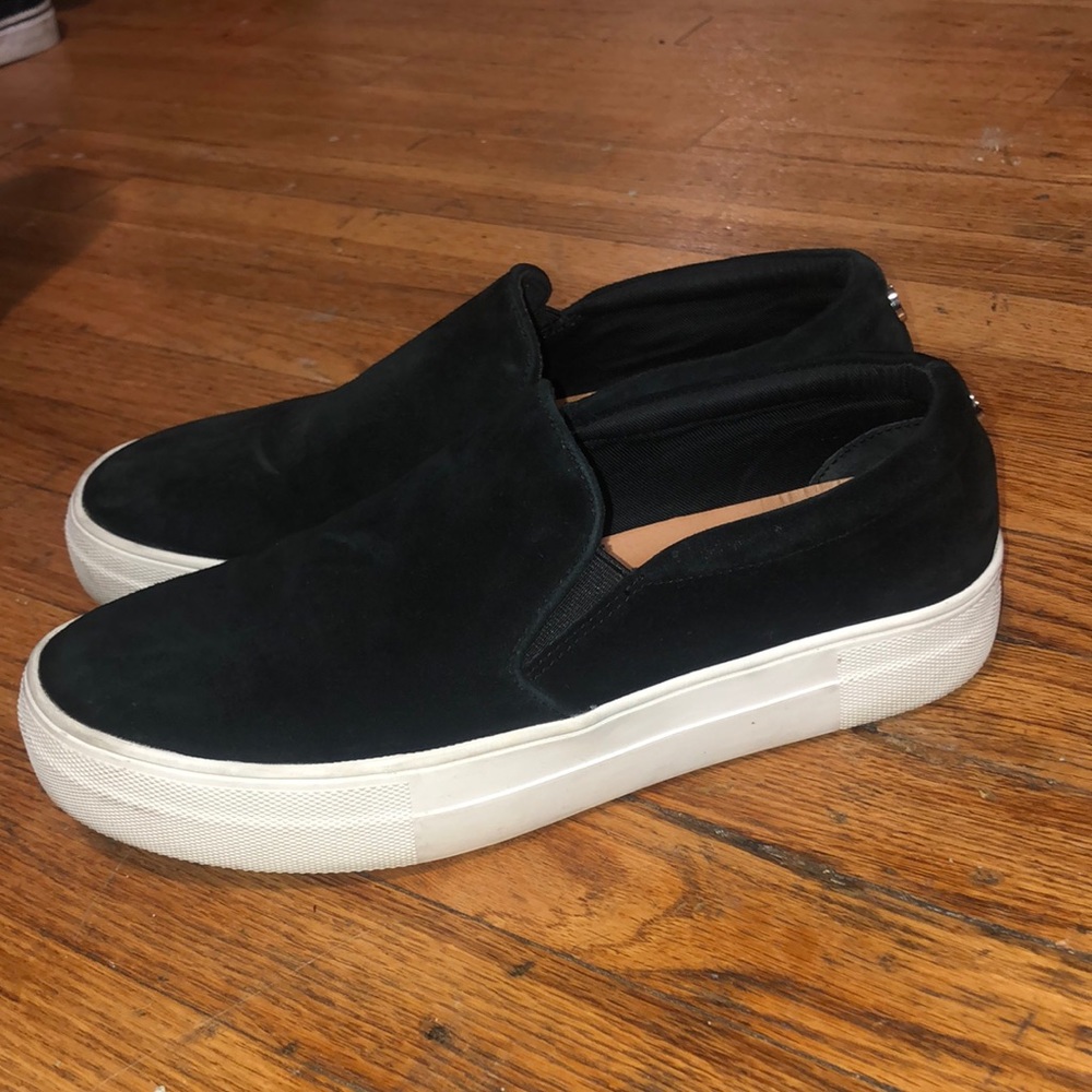 ‘Gills’ Steve Madden suede slip-ons